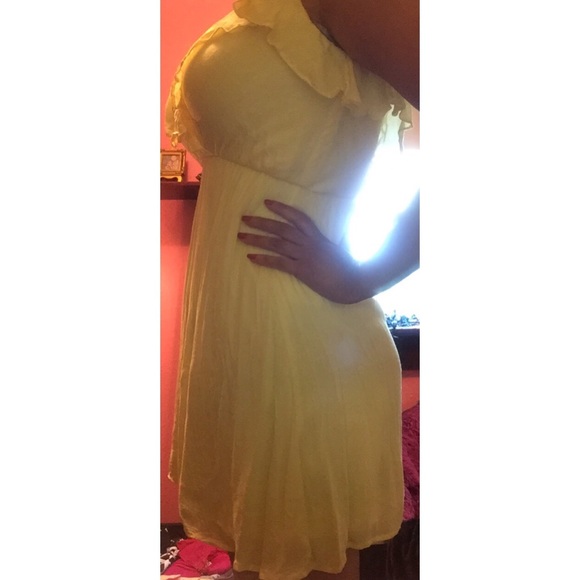Yellow Ruffle Dress - Picture 4 of 5